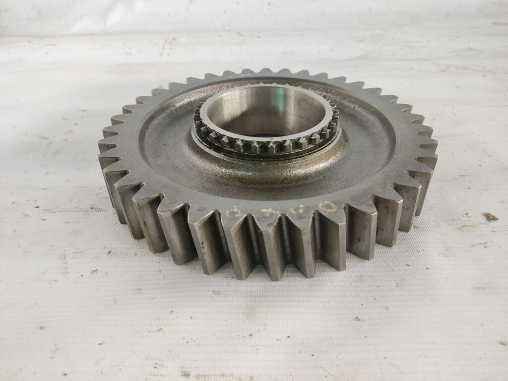 шестерня коробки передач б/у - 2